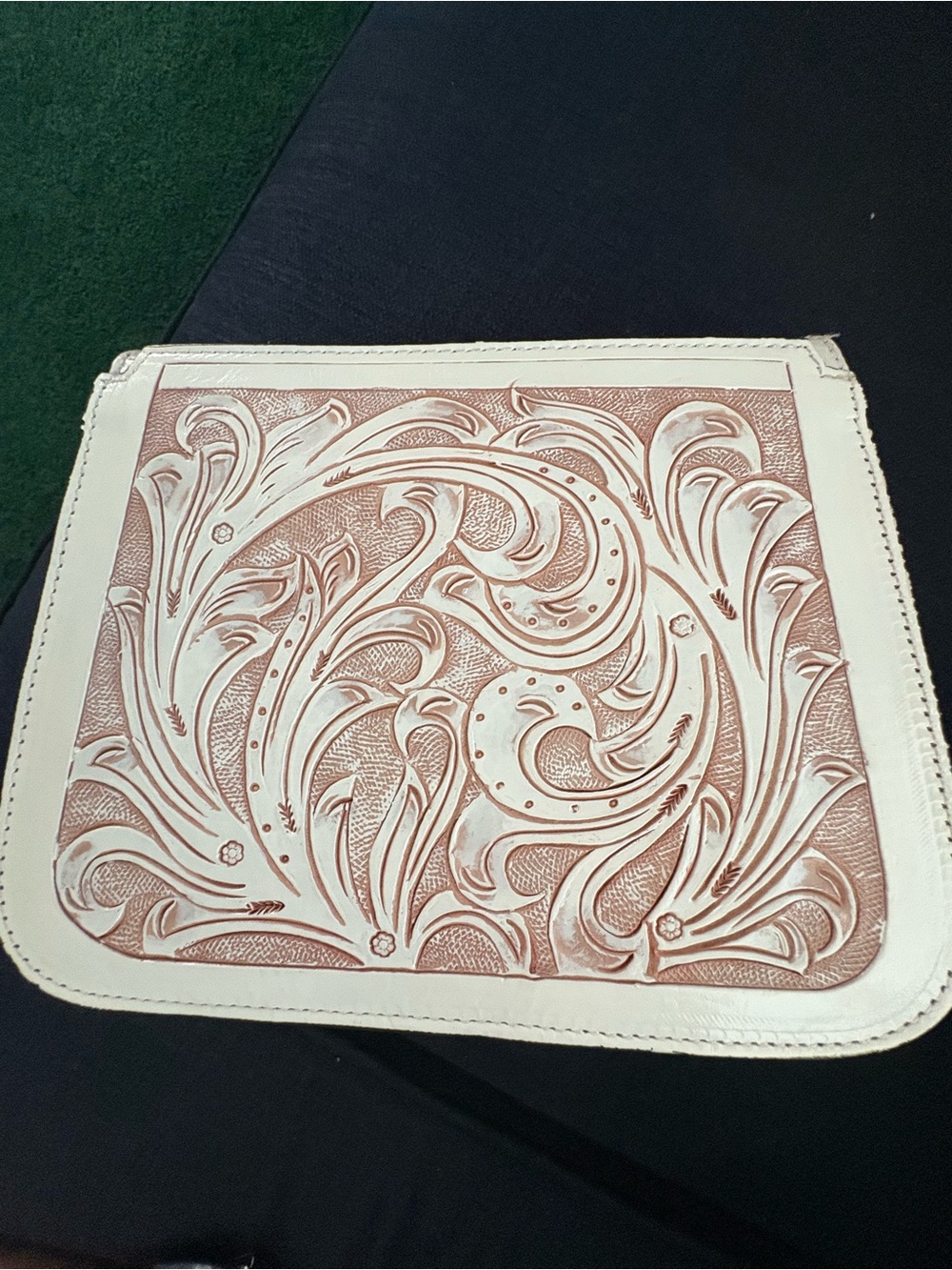 Embossed Sugar Skull Crossbody Bag - White & Rose Gold - Picture 4 of 8